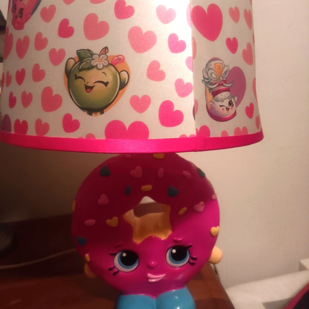 Shopkin lamp